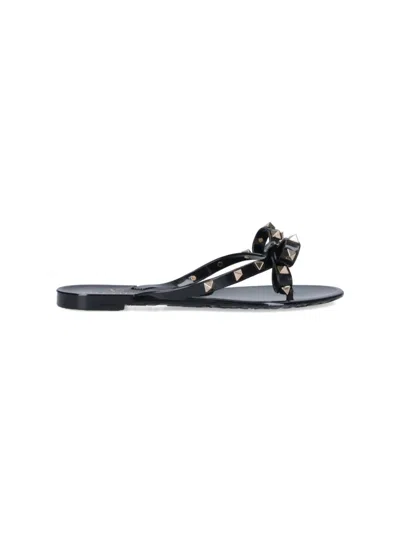 VALENTINO GARAVANI VALENTINO GARAVANI 'ROCKSTUD' FLIP-FLOP SANDALS – BLACK