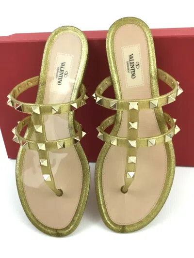 Pre-owned Valentino Garavani Rockstud Jelly Pvc Thong Sandals Gold Glitter Flat Slide