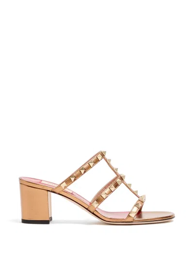 Valentino Garavani Rockstud Leather Sandals In Gold