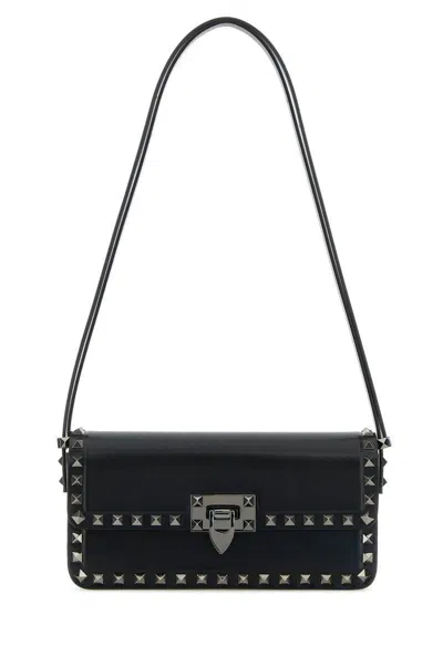 Valentino Garavani Rockstud Leather Shoulder Bag In Black