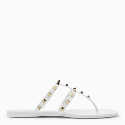 Valentino Garavani Rockstud Thong Sandals In White