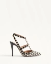 Valentino 100mm Rockstud Pied-de-poule Pumps In Ivoire/noir