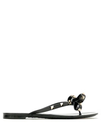 VALENTINO GARAVANI VALENTINO GARAVANI ROCKSTUD RUBBER THONG SANDALS