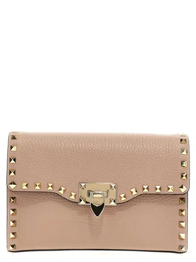 Valentino Garavani Rockstud Shoulder Bag In Neutral
