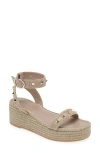 Valentino Garavani Rockstud Torchon Espadrille Wedge Sandal In Poudre