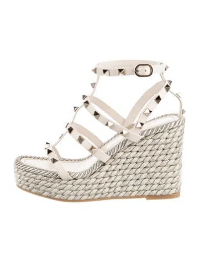 Pre-owned Valentino Garavani Rockstud Torchon Wedge Sandals Rockstud Accents Espadrilles In Neutral