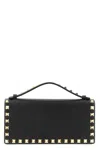 Valentino Garavani 'rockstud' Wallet On Chain In Black