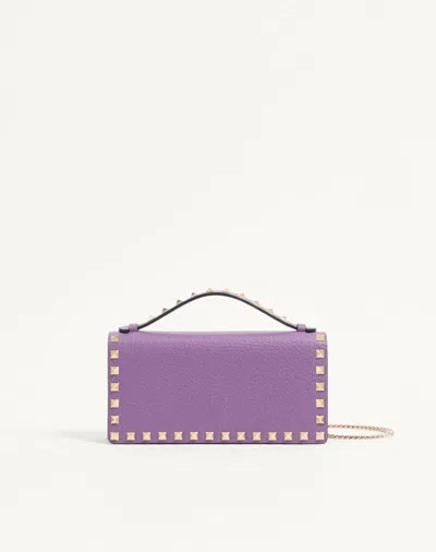Valentino Garavani Rockstud Wallet With Chain In Grainy Calfskin Woman Lilac Uni In ライラック