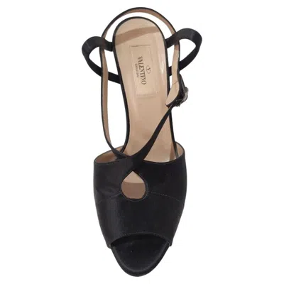 Pre-owned Valentino Garavani Sandal Size 38 In Black