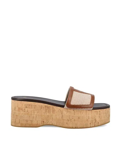 Valentino Garavani Sandals In Natural/tobacco