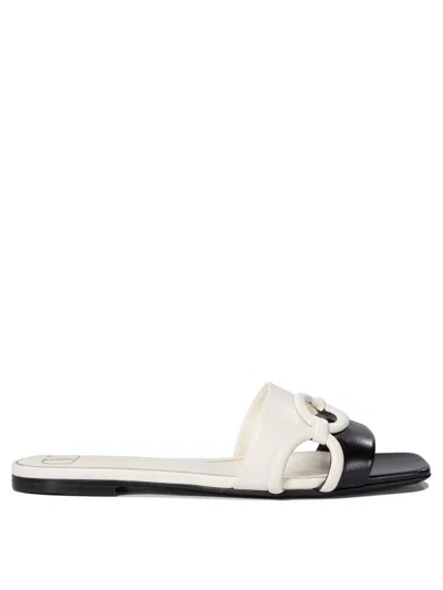 Valentino Garavani Valentino Chain 1967 Leather Sandal In Neutral