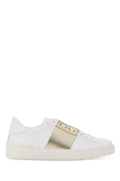 Valentino Garavani Stylish Contrast Band Sneakers For Women In Gold