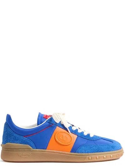 Valentino Garavani Sneaker Low Top Upvillage In Black