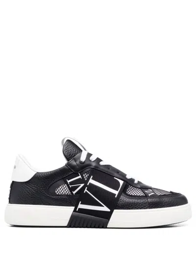 Valentino Garavani Sneakers In Neronerowhitebiannerobn