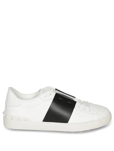 Valentino Garavani Rockstud Untitled Sneakers In White
