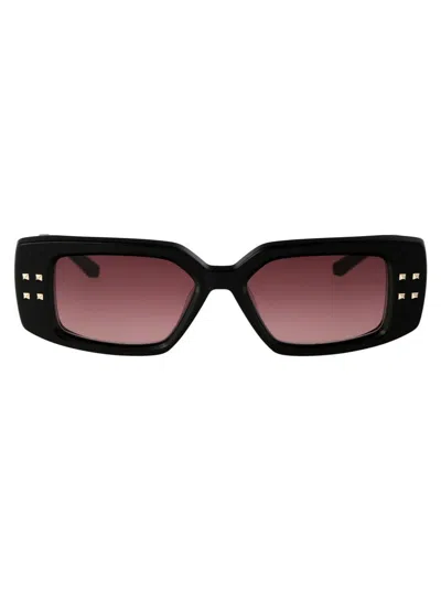 Valentino Garavani Sunglasses In 108a Blk - Gld