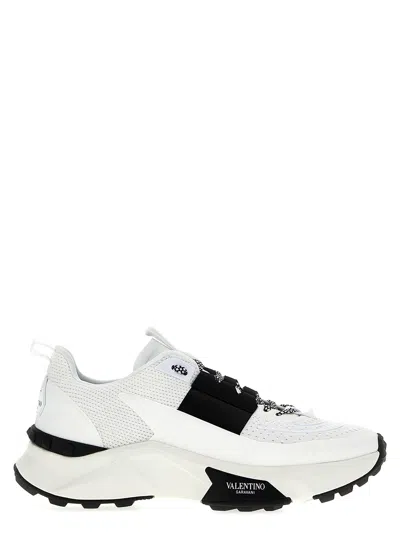 VALENTINO GARAVANI VALENTINO GARAVANI TRUE ACT SNEAKER
