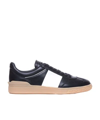 VALENTINO GARAVANI VALENTINO GARAVANI UPVILLAGE LACE-UP SNEAKERS