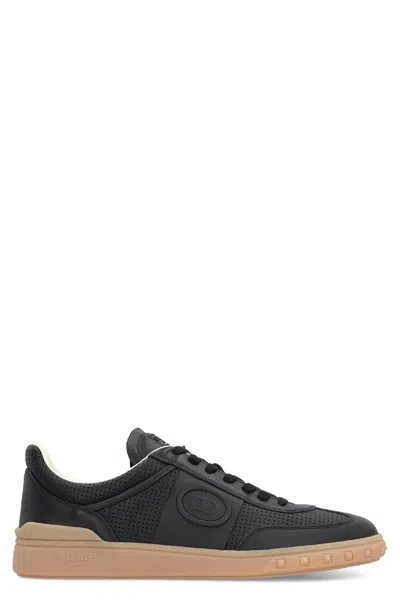 VALENTINO GARAVANI VALENTINO GARAVANI UPVILLAGE LOW-TOP SNEAKERS
