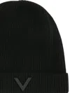 VALENTINO GARAVANI VALENTINO GARAVANI "V" LOGO RIBBED BEANIE