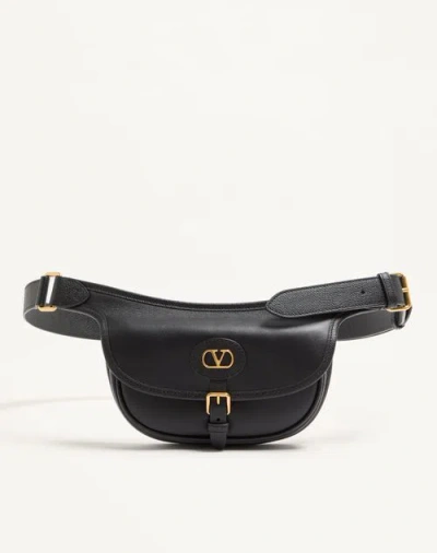 Valentino Garavani Antibes Pouch In Calfskin. In Black