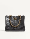 Valentino Garavani Laseine Shopping Bag In Nappa Leather With A Chevron Pattern W In Black