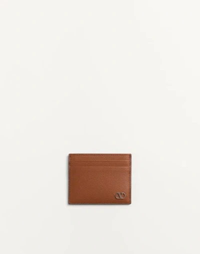 Valentino Garavani Vlogo Signature Cardholder In Grainy Calfskin In Brown