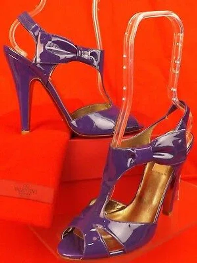Pre-owned Valentino Garavani Violet Patent Leather Bow Slingback Sandals Pumps 39.5 In Violet/purple