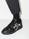 Valentino Garavani Black Leather Vl7n Sneakers In Black