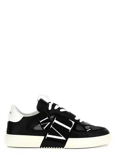 Valentino Garavani Vl7n Sneakers In White/black