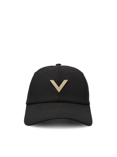 Valentino Garavani Vlogo Baseball Cap In Black