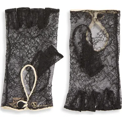 Valentino Garavani Vlogo Fingerless Lace Gloves In Black