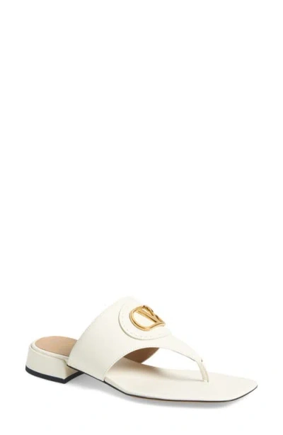 Valentino Garavani Valentino Vlogo Signature Leather Sandal In White
