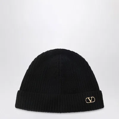 Valentino Garavani Cashmere Ribbed Texture Beanie With Turn-up Brim In Black