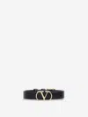 Valentino Garavani Vlogo Signature Grainy Calfskin Bracelet In Black