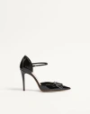 Valentino Signature Patent Leather Pump In Black