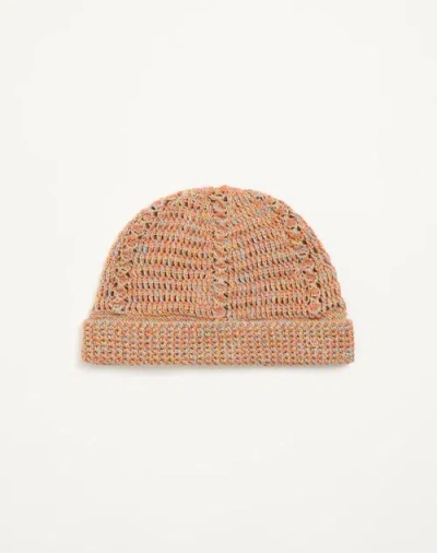 Valentino Garavani Vlogo Signature Knitted Beanie In Linen And Cotton In Ochre