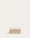 VALENTINO GARAVANI VALENTINO GARAVANI VLOGO SIGNATURE METALLIC GRAINY CALFSKIN WALLET WITH CHAIN WOMAN PLATINUM UNI