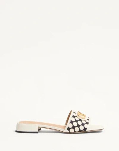 VALENTINO GARAVANI VALENTINO GARAVANI VLOGO SIGNATURE SLIDE SANDAL IN PLUS DE POIS FABRIC 20MM WOMAN BLACK/IVORY 39.5