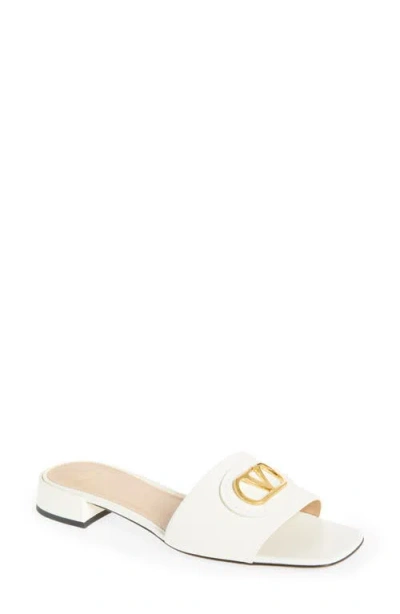 Valentino Garavani Vlogo Signature Slide Sandal In White