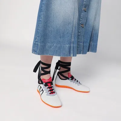 VALENTINO GARAVANI VALENTINO GARAVANI WHITE PERFORATED NAPPA LEATHER CHROMATHON SNEAKER WOMEN