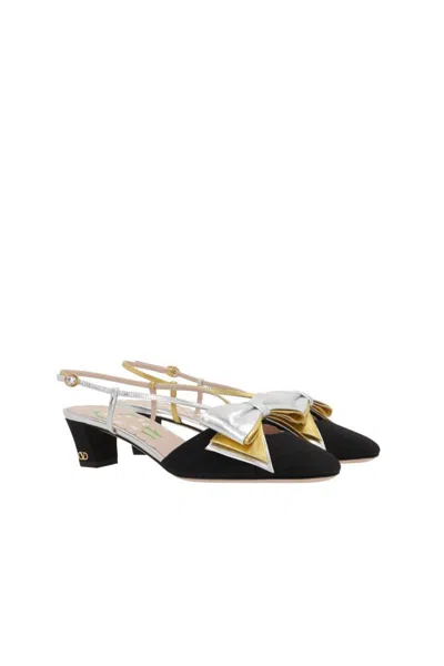 Valentino Garavani Slingback Decollete Bowow In Moire Tissue In Black
