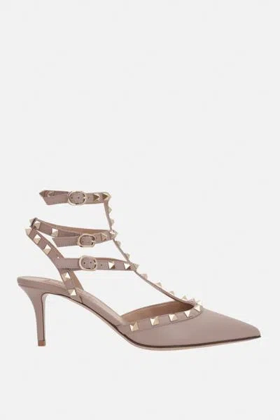 Valentino Garavani Rockstud Patent Leather Slingback Pumps In Neutral