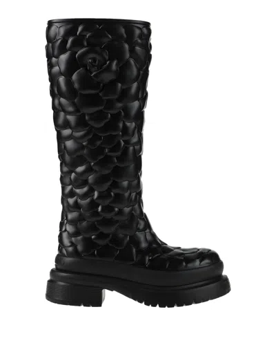 Valentino Garavani Atelier 03 Rose Edition Water Resistant Platform Boot In Black