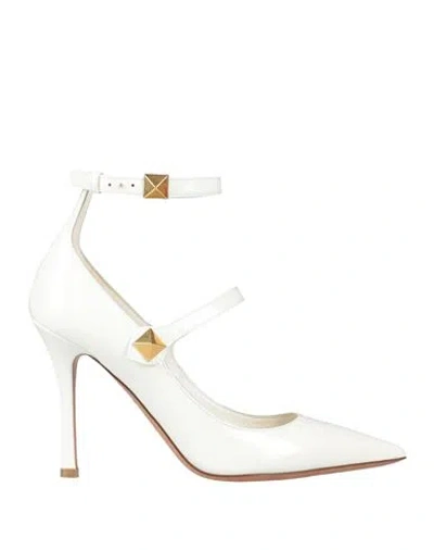 Valentino Garavani Tiptoe 100mm Patent Pumps In White