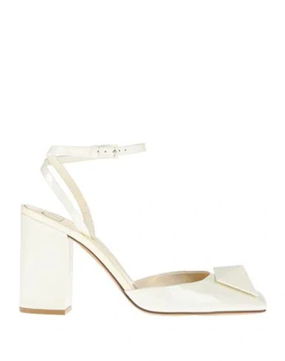 Valentino Garavani Woman Pumps White Size 7 Leather