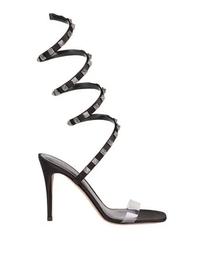 Valentino Garavani Rockstud 100 Leather Sandals In Black