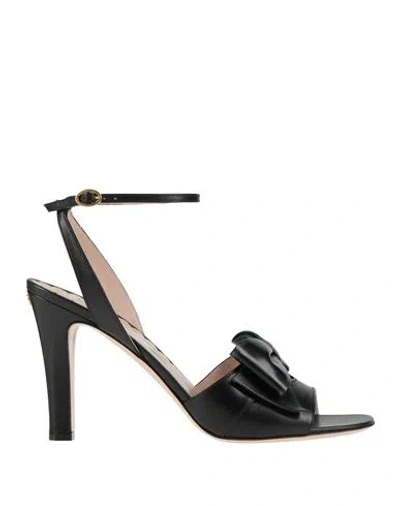 Valentino Garavani Sandal |  Bowow | T. 95 | Capretto/antique Brass Logo Sandals Black