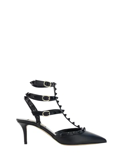 Valentino Garavani Women Rockstud Pumps In Black