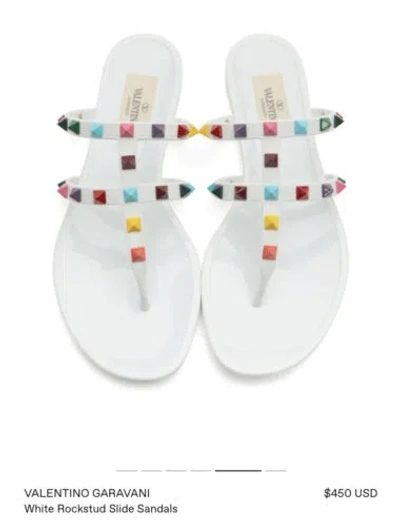 Pre-owned Valentino Garavani Women Rockstud Pvc Jelly Thong Slide Sandals Whitesize 6.5 Us
